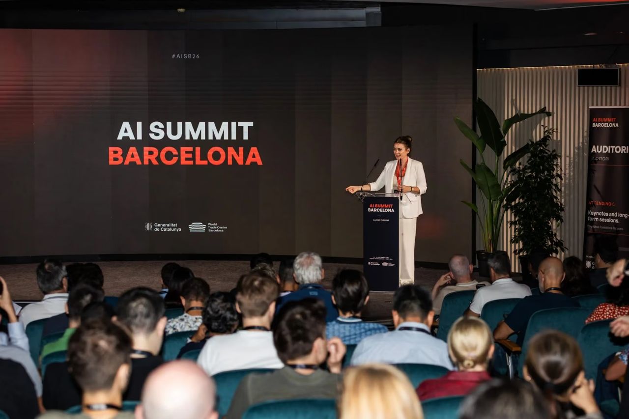Opening of AI Summit Barcelona 2026 in the auditorium